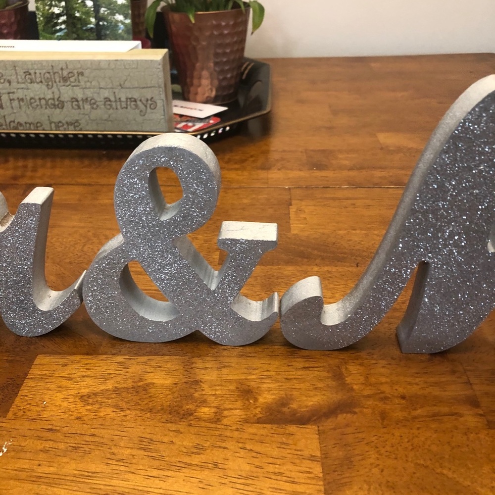 Wedding Table Decor Mr Mrs - Picture 3 of 4